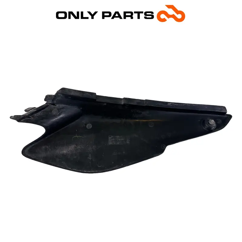 FIANCHETTO CARENA LATERALE POSTERIORE SINISTRA SX YAMAHA DT 125 2005 / SIDE COWL — 5
