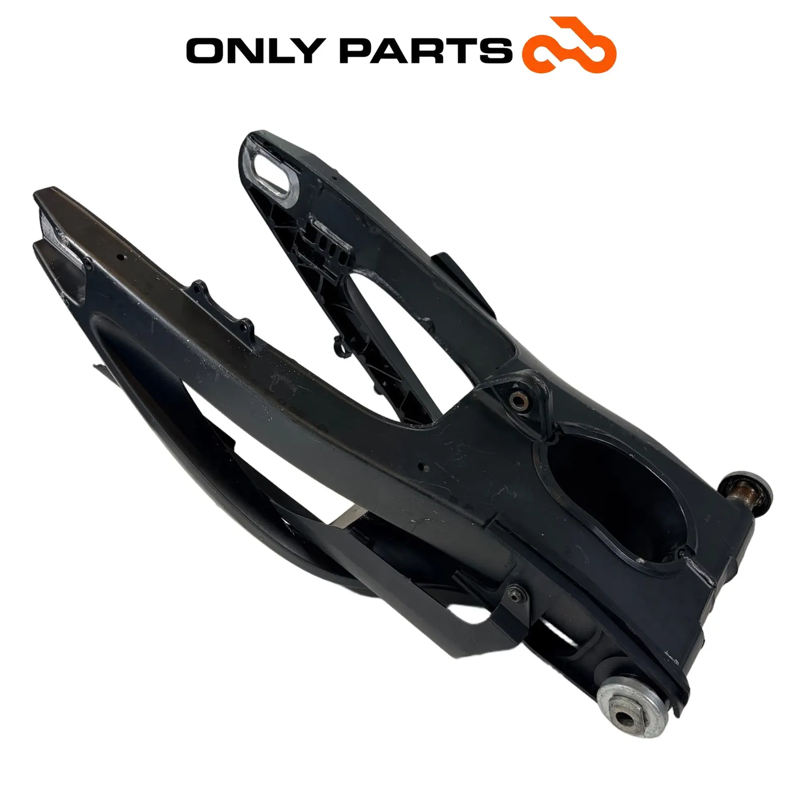 Forcellone posteriore / Braccio oscillante Yamaha YZF-R6 600cc 2005 nero usato — foto reale 11