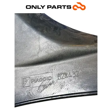 COVER Scudo SUPERIORE Anteriore Blu OEM 624432 Piaggio MP3 Hybrid 300 2010 Cover Piaggio MP3 Hybrid 300cc usato — foto reale 10