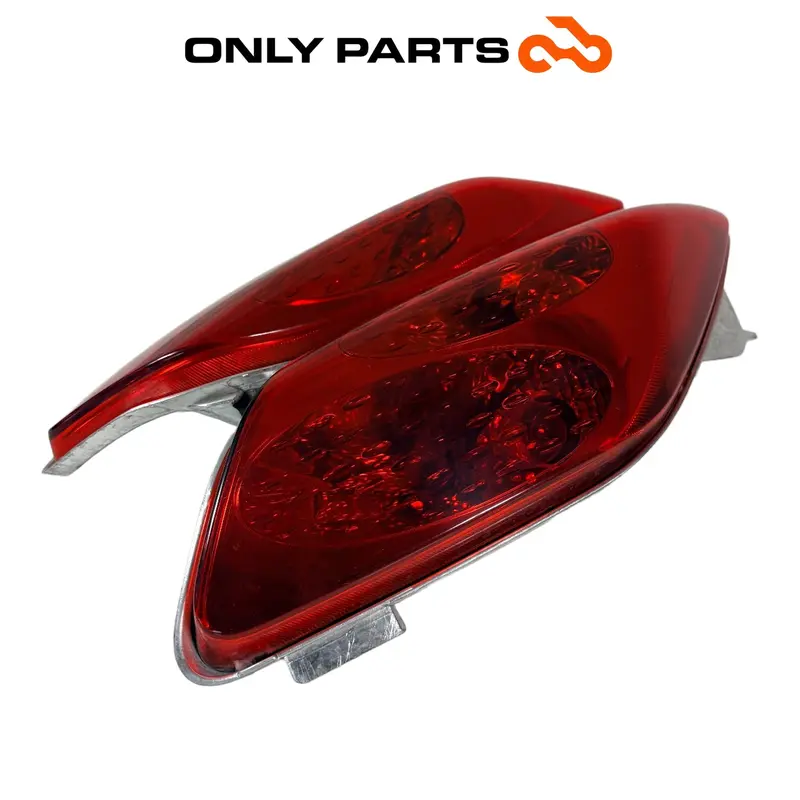 COPPIA FANALI POSTERIORI CON FRECCE GRUPPO OTTICO YAMAHA X-MAX 250 2008 OEM — 5