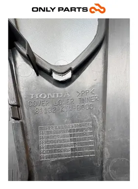 RETROSCUDO CONTROSCUDO INTERNO HONDA SH 300 2011 OEM 81132-KTW-B000 LEG SHIELD Honda SH 300cc 2011 Grigio usato — foto reale 10