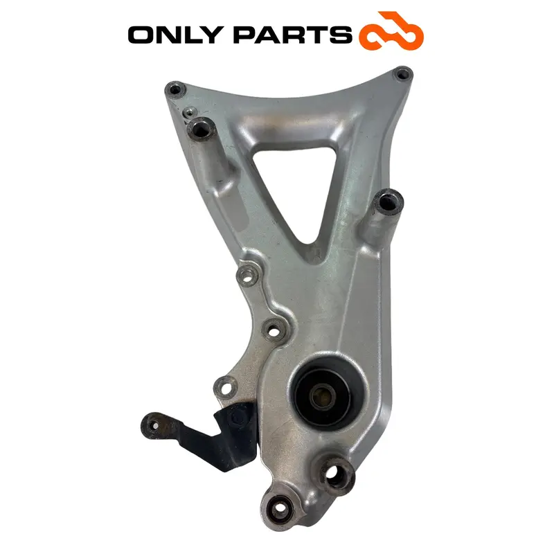 BRACCIO FORCELLONE DX SUPPORTO MARMITTA YAMAHA X-MAX 250 2008 / SWINGARM OEM — 4