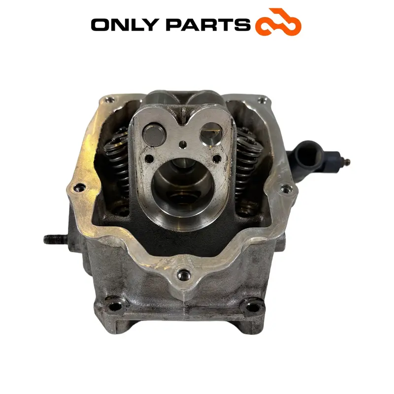 TESTATA MOTORE 4V COMPLETA VALVOLE ASSE A CAMME PIAGGIO BEVERLY 300 2010 / HEAD — 4