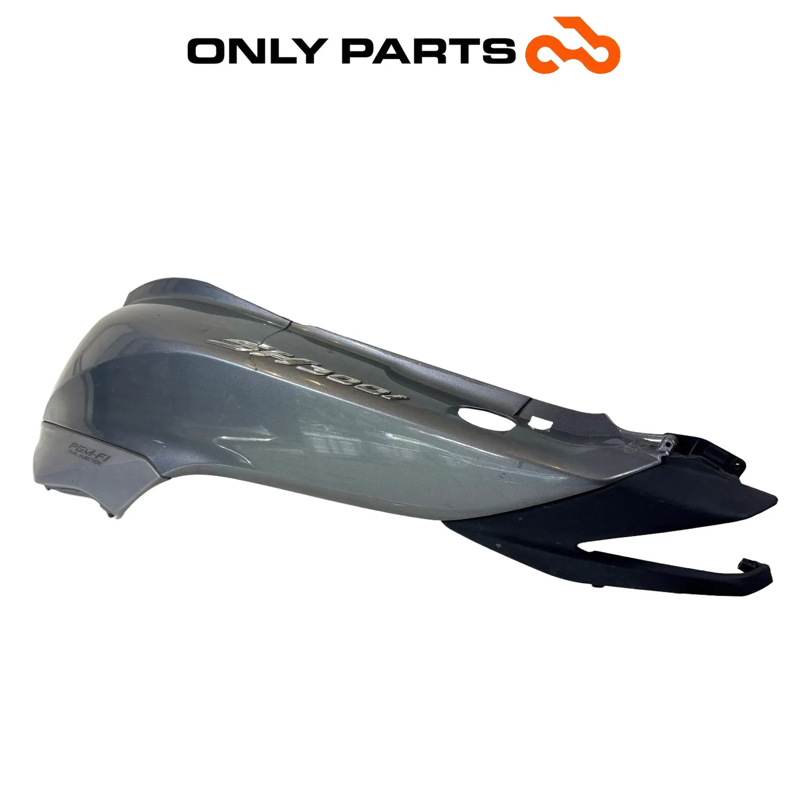 Carena Fiancata Posteriore Sinistra Grigio Honda SH 300 2011 OEM 83600-KTW-B000 Honda SH 300cc 2011 Grigio usato — foto reale 6