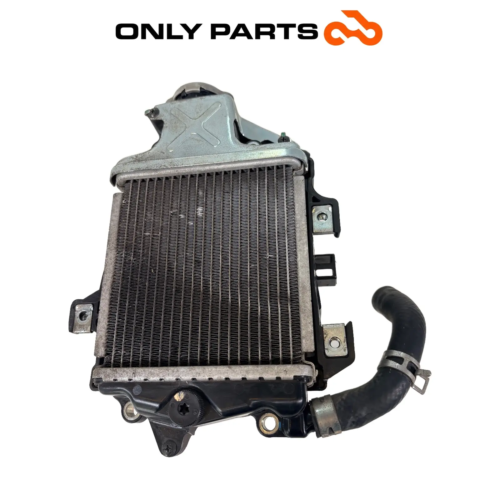 Radiatore acqua Honda PCX 125cc 2014 usato — foto reale 5