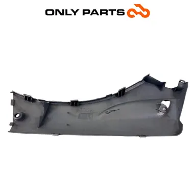 Carena Sottopedana Destra Grigio Honda SH 300 2011 OEM 64325-KTW-9000 R Lower Honda SH 300cc 2011 Grigio usato — foto reale 10