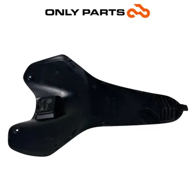Coperchietto retroscudo Yamaha Xenter 150cc 2015 usato — foto reale 8