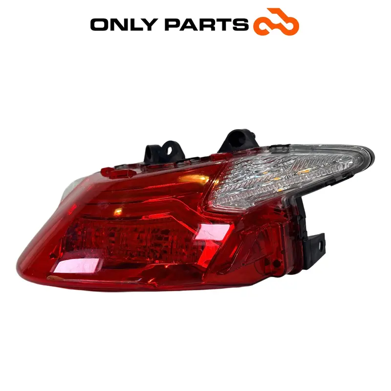FANALE FARO POSTERIORE STOP FRECCE ORIGINALE HONDA PCX 125 2014 / TAILLIGHT ASSY — 5
