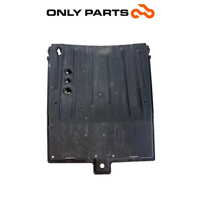CARENA SOTTOPEDANA INFERIORE CENTRALE 64530-KWN-7110 HONDA PCX 125 2014 / UNDER — 4