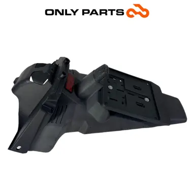 parafango posteriore / portatarga Yamaha X-max 250cc usato — foto reale 2