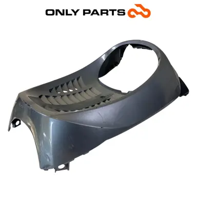Carena Scudo Anteriore Inferiore Con Griglia Honda SH 300 2011 64302-KTW-B000 Honda SH 300cc 2011 Grigio usato — foto reale 7