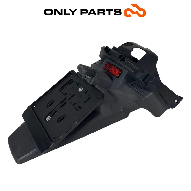 PARAFANGO POSTERIORE PORTATARGA CODONE YAMAHA X-MAX 250 2008 / MUDGUARD OEM