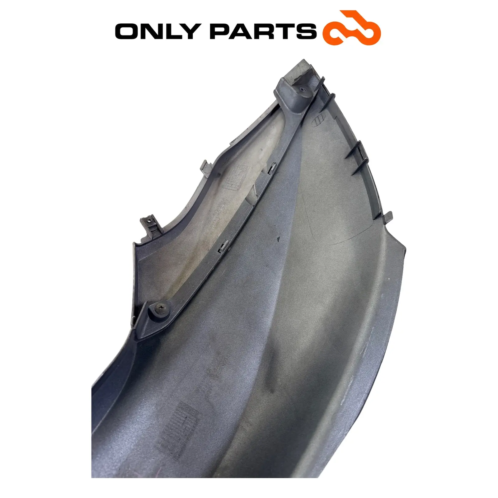 Carena Fiancata Posteriore Destra Grigio Honda SH 300 2011 OEM 83500-KTW-B000 Honda SH 300cc 2011 Grigio usato — foto reale 8