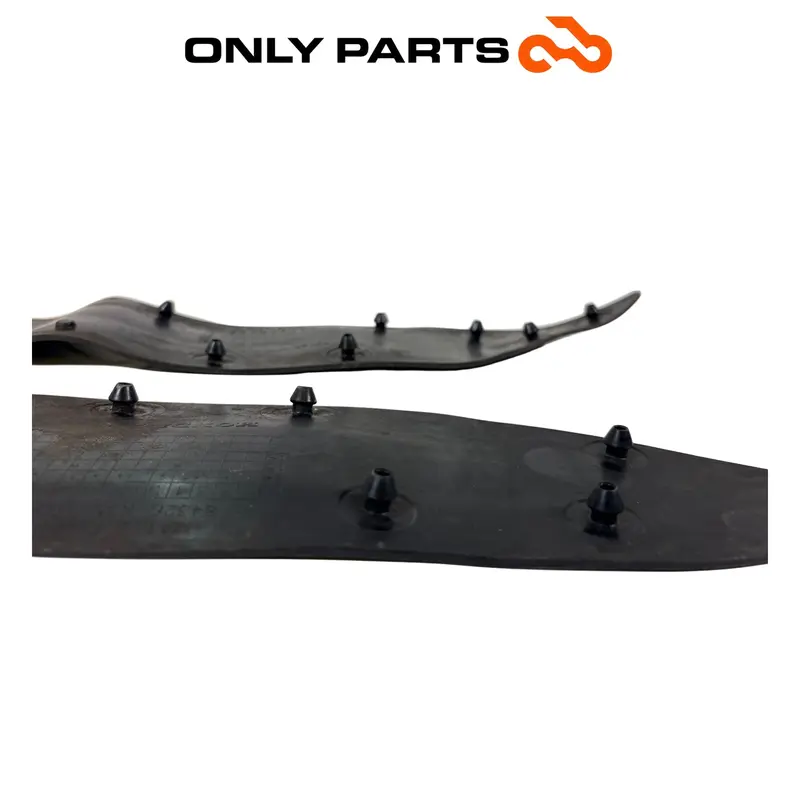 COPPIA TAPPETINI GOMMA PEDANA POGGIAPIEDI 64326-K35-V000 HONDA PCX 125 2014 MAT — 5