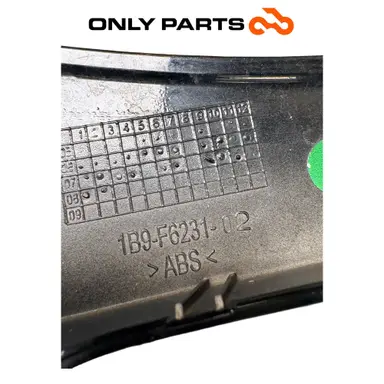 Cover anteriore manubrio Yamaha X-max 250cc 2008 usato — foto reale 11