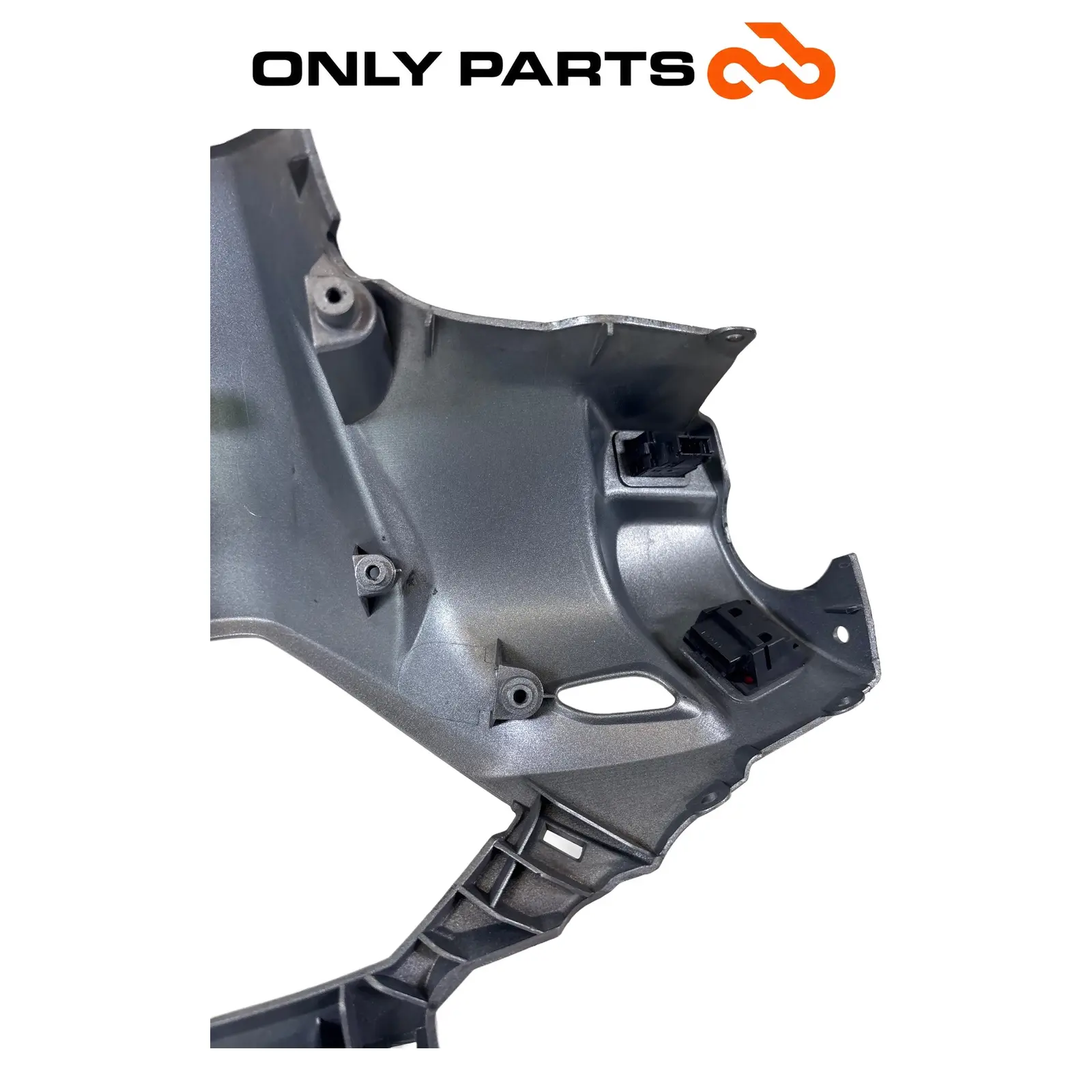 Coprimanubrio Posteriore Con Comandi Devioluci Honda SH 300 2011 53206-KTW-B000 Honda SH 300cc 2011 Grigio usato — foto reale 9