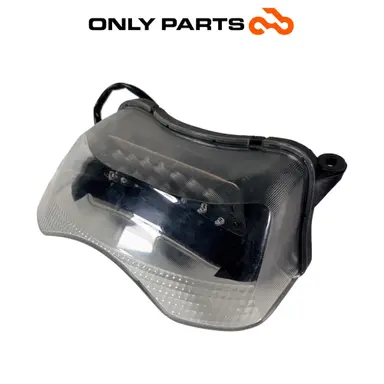 Fanale posteriore Yamaha Xenter 150cc 2015 usato — foto reale 2