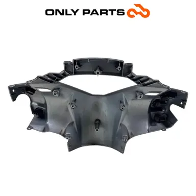 Coprimanubrio Posteriore Con Comandi Devioluci Honda SH 300 2011 53206-KTW-B000 Honda SH 300cc 2011 Grigio usato — foto reale 7