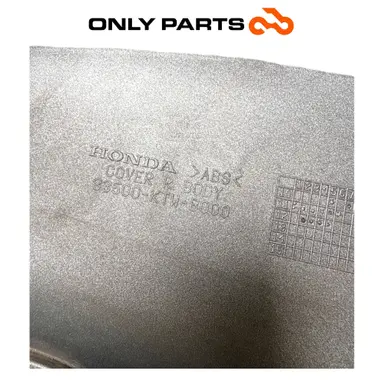 Carena Fiancata Posteriore Destra Grigio Honda SH 300 2011 OEM 83500-KTW-B000 Honda SH 300cc 2011 Grigio usato — foto reale 9