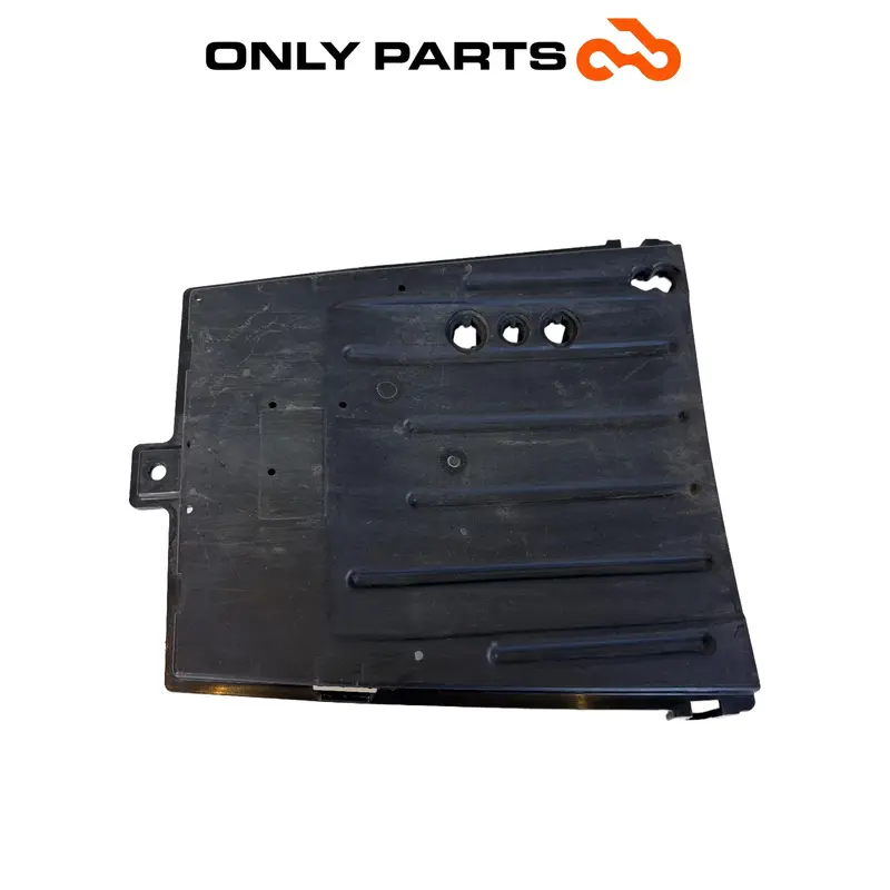 CARENA SOTTOPEDANA INFERIORE CENTRALE 64530-KWN-7110 HONDA PCX 125 2014 / UNDER — 5
