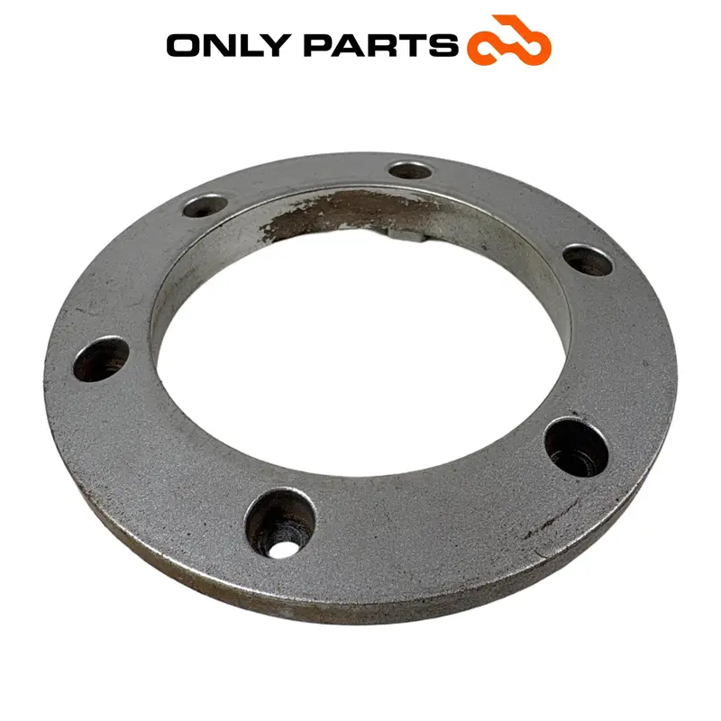 GHIERA FLANGIA BOCCHETTONE TAPPO SERBATOIO BENZINA PIAGGIO BEVERLY 300 2010 OEM — 2