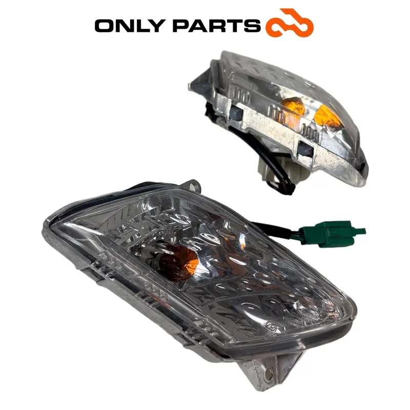 COPPIA FRECCE ANTERIORI INDICATORI DIREZIONE YAMAHA X-MAX 250 2008 / BLINK OEM — 5