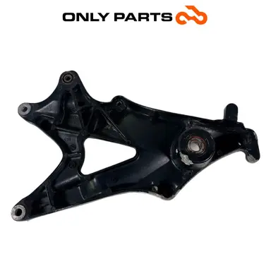 Staffa supporto scarico / marmitta Yamaha Xenter 150cc usato — foto reale 4