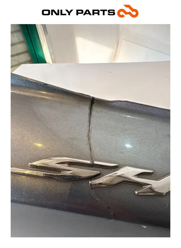 Carena Fiancata Posteriore Sinistra Grigio Honda SH 300 2011 OEM 83600-KTW-B000 — 2