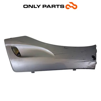 Carena Sottopedana Destra Grigio Honda SH 300 2011 OEM 64325-KTW-9000 R Lower Honda SH 300cc 2011 Grigio usato — foto reale 1