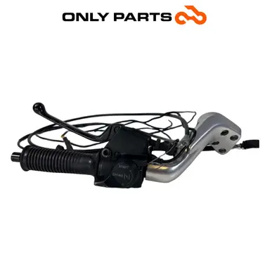 Semimanubrio destro con comando gas, blocchetto, pompa freno e cavi BMW R 850 R 1997 BMW R 850 R usato — foto reale 3