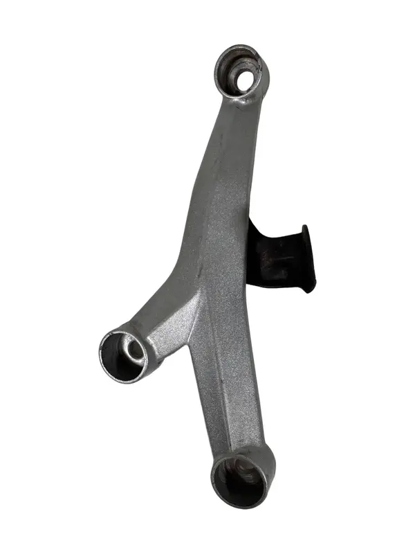STAFFA SUPPORTO MOTORE SINISTRA SX 90103005000 KTM DUKE 200 2012 ENGINE BRACKET — 3