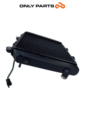 Radiatore acqua + ventola Kawasaki Er-5 500cc 2002 usato — foto reale 2