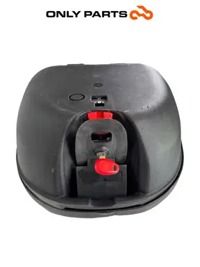 Used GIVI REAR TOP CASE HELMET BOX HONDA PCX 125CC UNIVERSAL Honda PCX 125cc 2011 Grigio — real photo 10