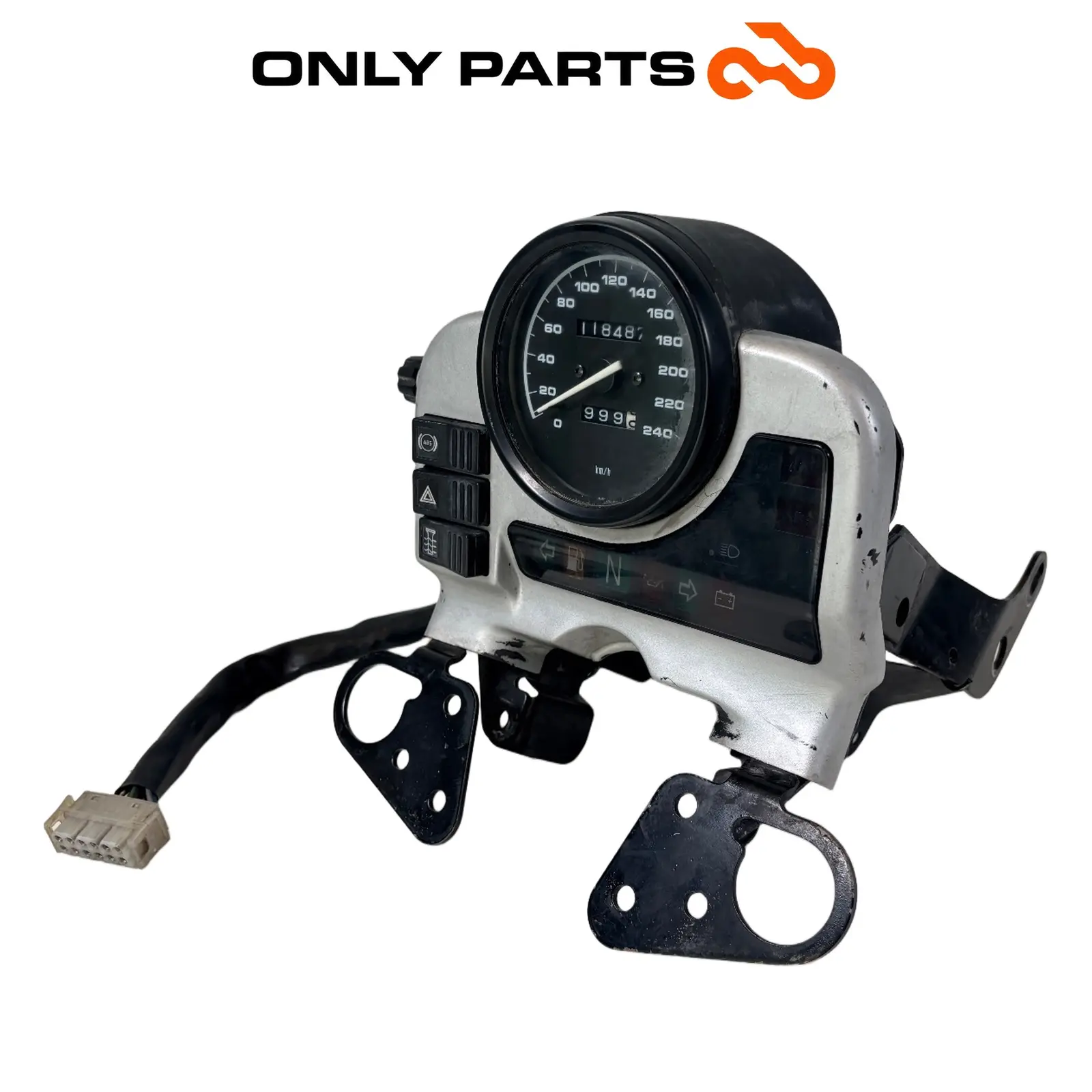Quadro strumenti con tachimetro contachilometri e spie (instrument cluster) BMW R 850 R 1997 BMW R 850 R usato — foto reale 1