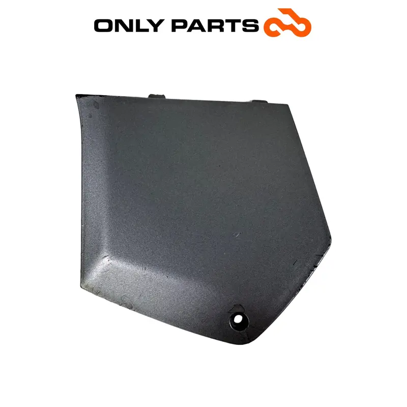 SPORTELLINO COPERCHIO SCATOLA FUSIBILI DX PIAGGIO MP3 250 2009 / FUSE BOX COVER — 2