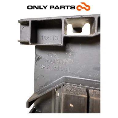 Coperchio supporto vano batteria BMW C 400 X 400cc 2020 Blu usato — foto reale 7
