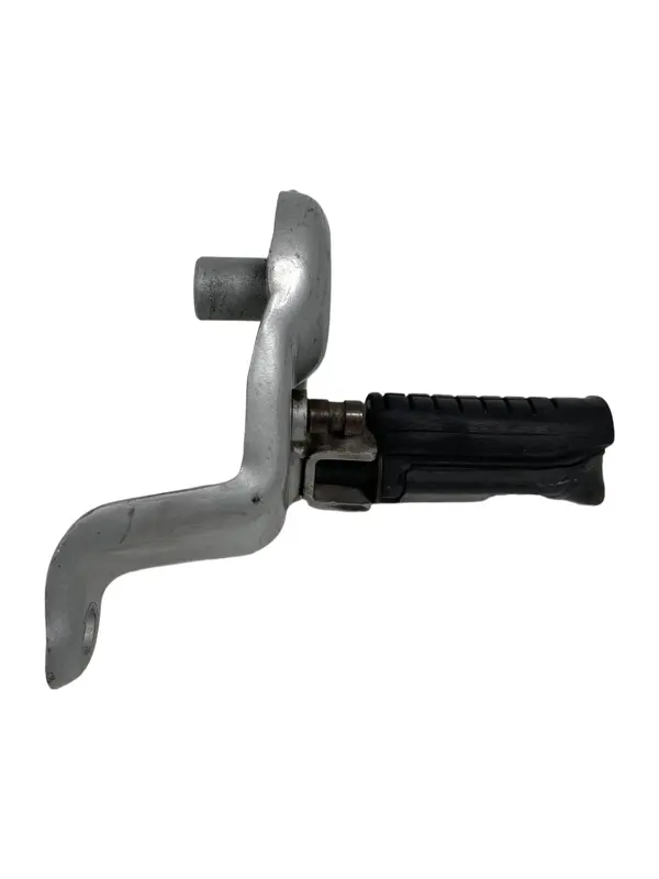PEDANA POGGIAPIEDI ANTERIORE PILOTA SINISTRA SX HONDA CBF 125 2009 LEFT FOOTREST — 2