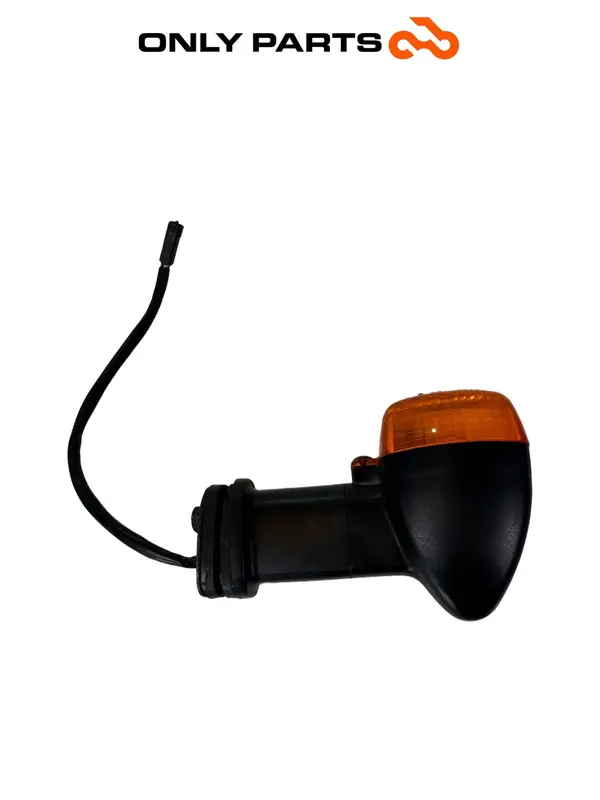 FRECCIA INDICATORE DIREZIONE ANTERIORE KAWASAKI Z 750 2004 / TURN SIGNAL LIGHT — 4
