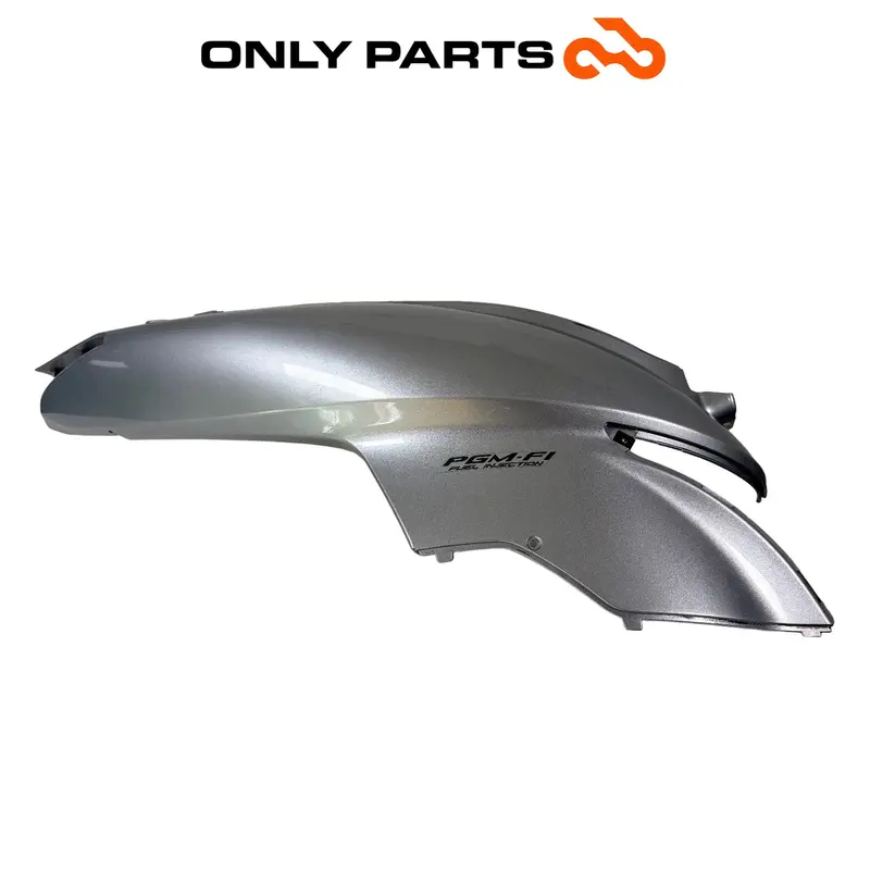 FIANCHETTO CARENA POSTERIORE DX GRIGIO HONDA SH 150 2008 / RIGHT REAR FAIRING — 2
