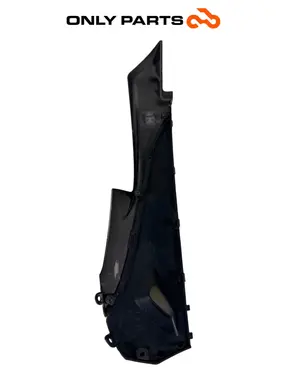 Carena Laterale Pedana SX Skirt Kymco Agility R16+ 125 2015 64306-ALJ8-E000 Kymco Agility R16+ 125cc 2015 Nero usato — foto reale 8