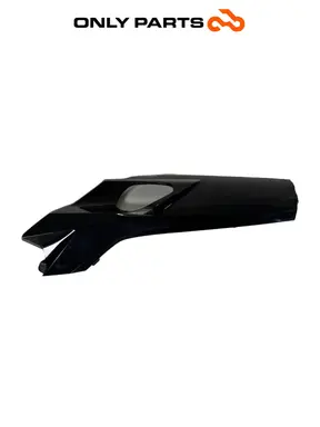 PANEL INFERIOR IZQUIERDO HONDA SH 150 2017 64322-K77-V000 VER DEFECTO Honda SH 150cc 2017 Nero de segunda mano — foto real 7