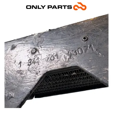 Radiatore olio con tubo (oil cooler) BMW R 850 R 1997 BMW R 850 R usato — foto reale 8