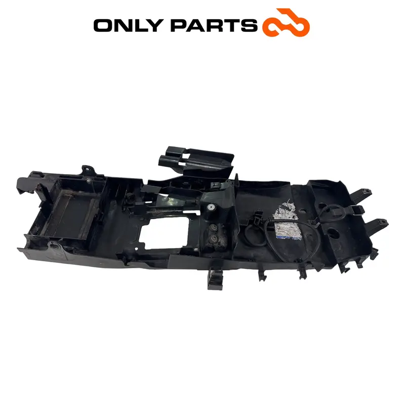 VANO PORTABATTERIA SOTTOSELLA IN PLASTICA NERA YAMAHA YZF-R6 2005 / BATTERY TRAY