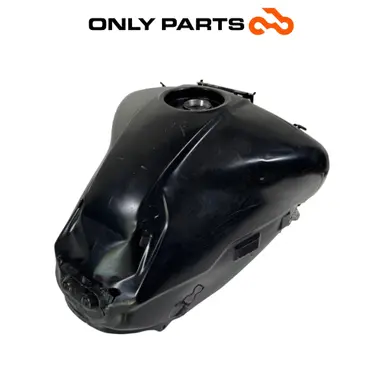 Serbatoio benzina Yamaha Tracer 900cc 2019 Nero usato — foto reale 10