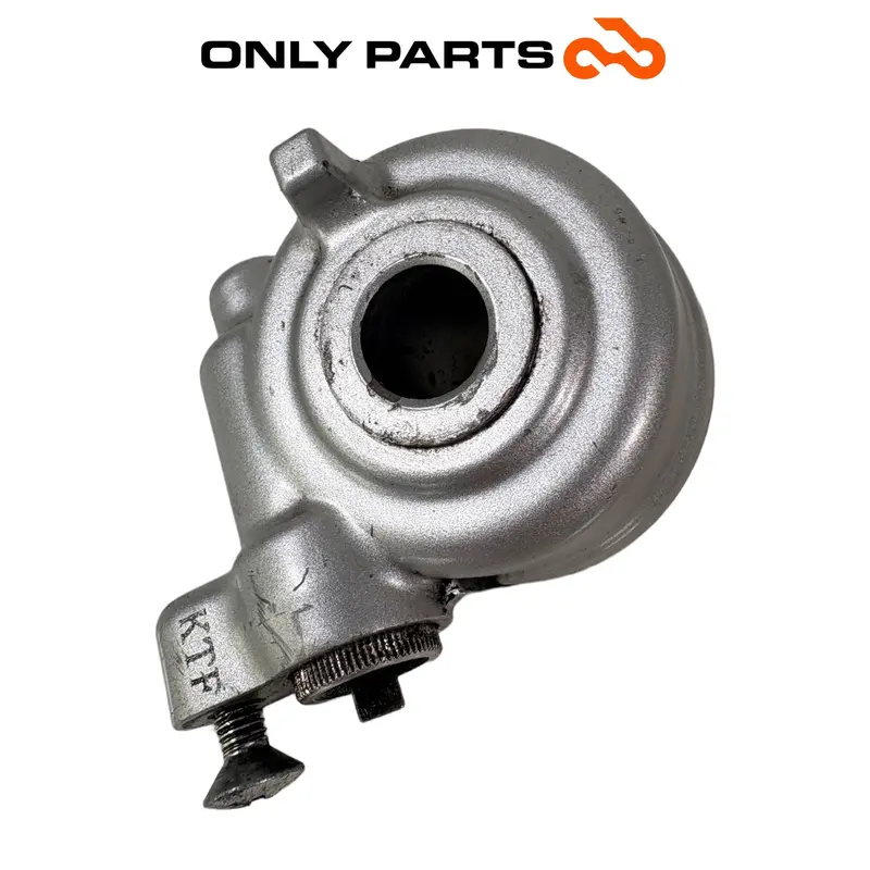 RINVIO INGRANAGGIO CONTACHILOMETRI RUOTA HONDA SH 150 2008 / SPEEDO DRIVE GEAR
