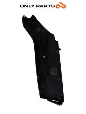 Gebrauchte UNTERE ABDECKUNG RECHTS HONDA SH 150 2017 OEM 64321-K77-V000 Honda SH 150cc 2017 Nero — echtes Foto 8