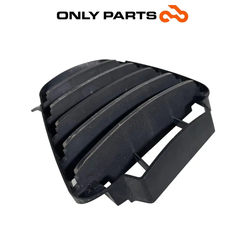 GRIGLIA CALANDRA ANTERIORE FRONTALE NERA PIAGGIO MP3 250 2009 / FRONT GRILL OEM — 4