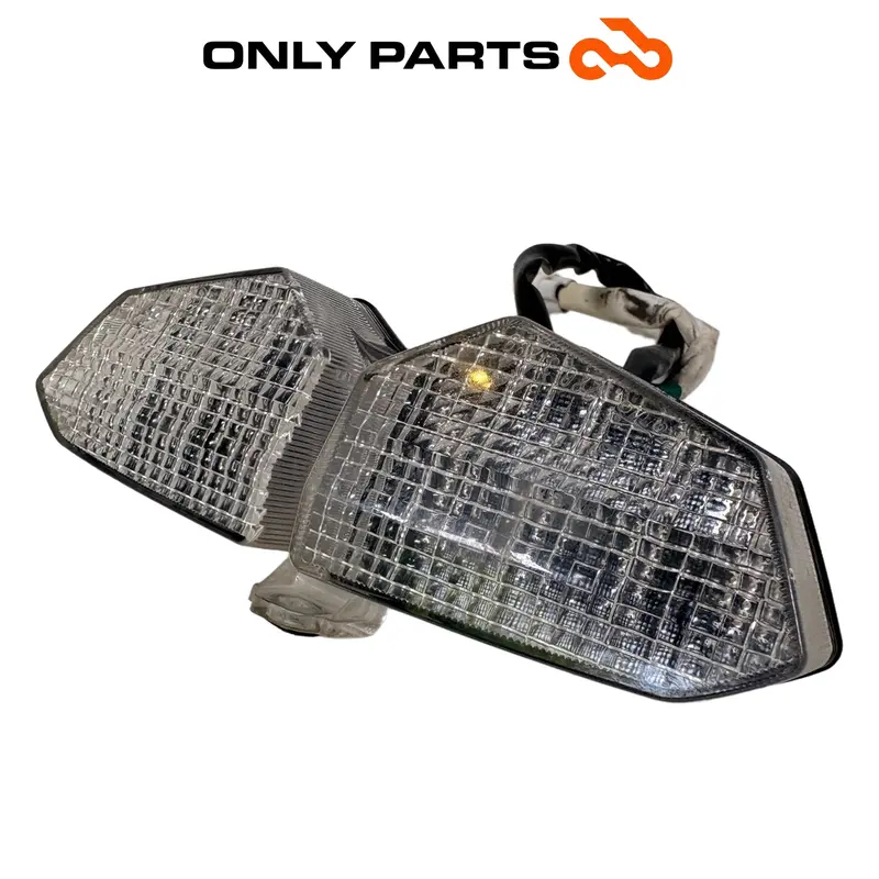 FANALE FARO POSTERIORE STOP A LED ORIGINALE YAMAHA YZF-R6 2005 / TAILLIGHT OEM