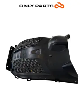 Gebrauchte KÜHLERGITTER FRONTSCHILD HONDA SH 150 2017 OEM 64304-K77-V000 Honda SH 150cc 2017 Nero — echtes Foto 2