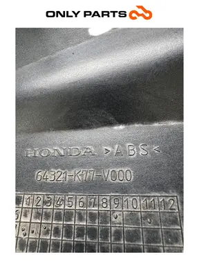 Gebrauchte UNTERE ABDECKUNG RECHTS HONDA SH 150 2017 OEM 64321-K77-V000 Honda SH 150cc 2017 Nero — echtes Foto 11